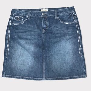 Earl Jeans Denim Skirt with Pockets